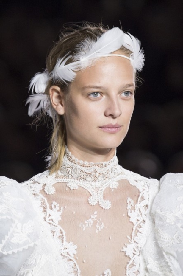 مجموعة Saint Laurent لموسمي ربيع وصيف 2018!