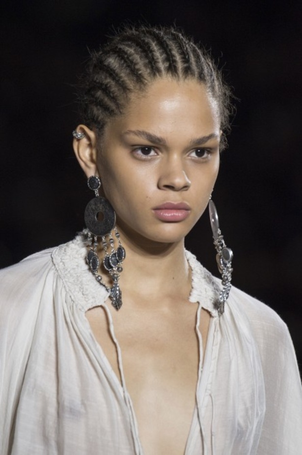 مجموعة Saint Laurent لموسمي ربيع وصيف 2018!