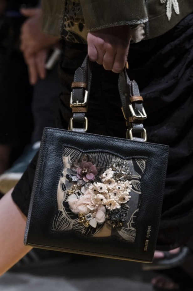 مجموعة "أنطونيو ماراس" لموسم ربيع وصيف 2018