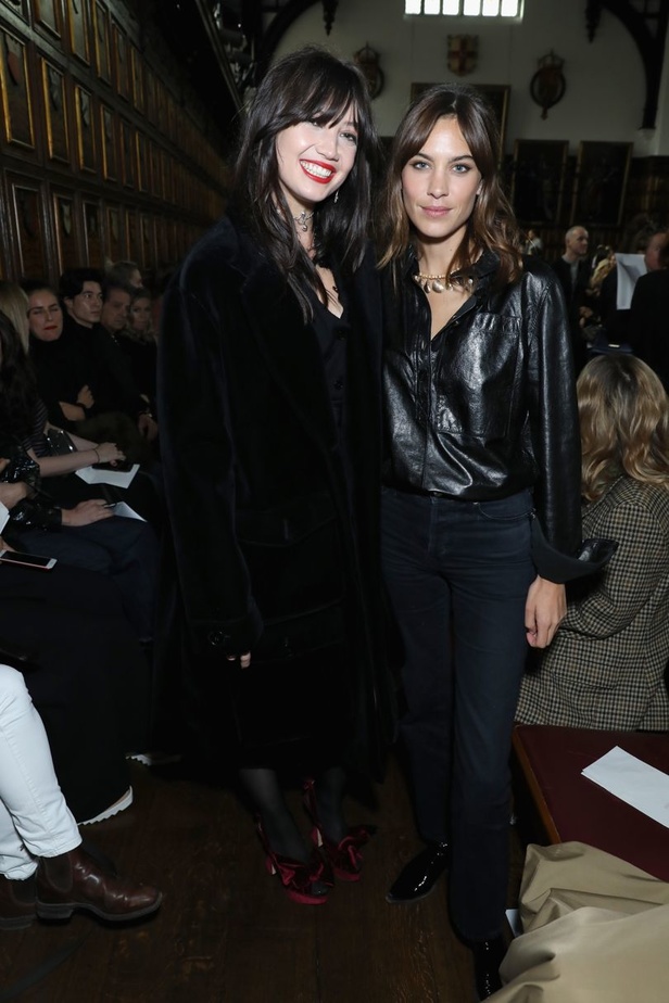 عرض روشاس لربيع وصيف 2018 باسبوع الموضة في باريس