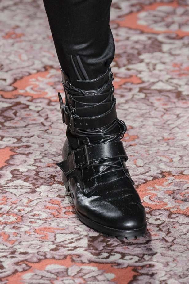 مجموعة جوليان ماكدونالد للألبسة الجاهزة لخريف و شتاء 2017