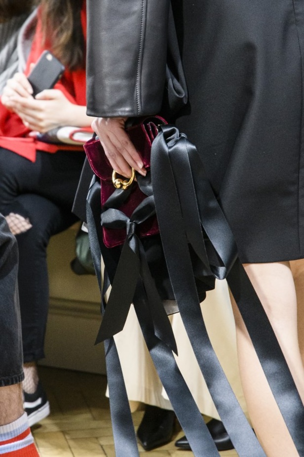 مجموعة "جي دبليو أندرسون" لموسم خريف وشتاء 2017-2018