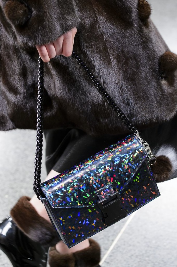 مجموعة كريستوفر كاين للألبسة الجاهزة لخريف و شتاء 2017