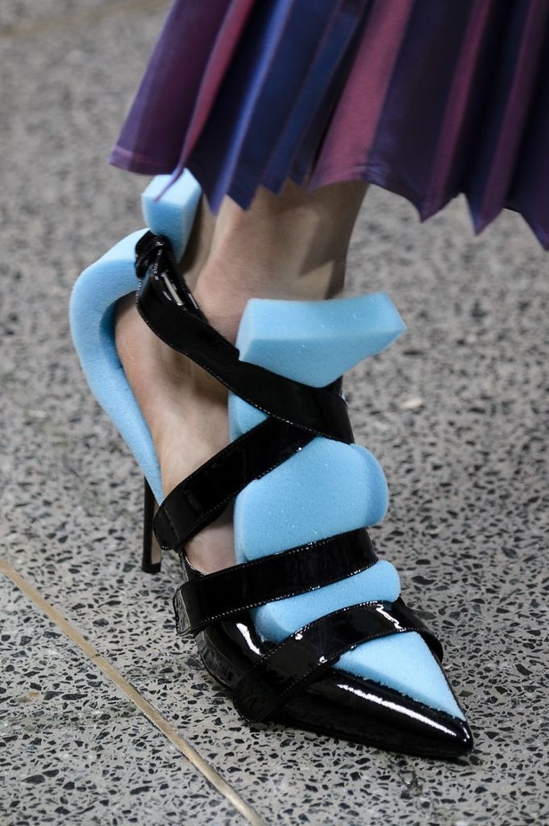 مجموعة كريستوفر كاين للألبسة الجاهزة لخريف و شتاء 2017