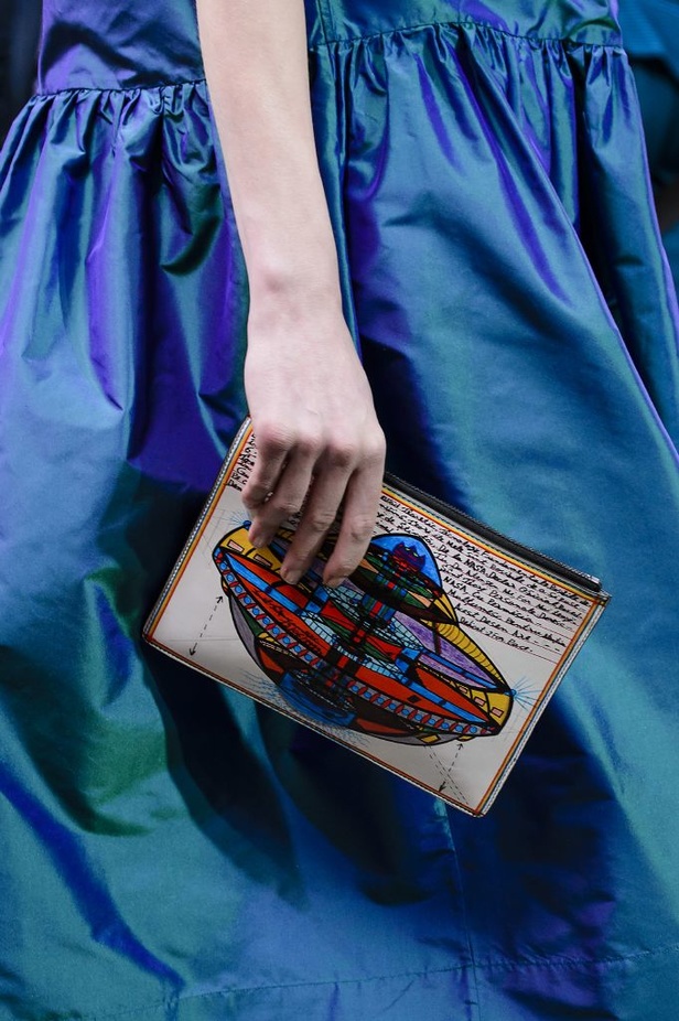 مجموعة كريستوفر كاين للألبسة الجاهزة لخريف و شتاء 2017