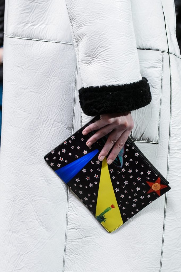 مجموعة كريستوفر كاين للألبسة الجاهزة لخريف و شتاء 2017