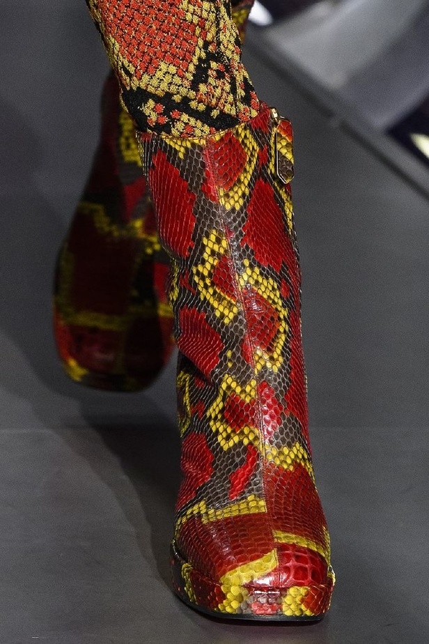 الازياء المشجرة بالوان مبهجة احدث موضة من دار غوتشي في شتاء 2018