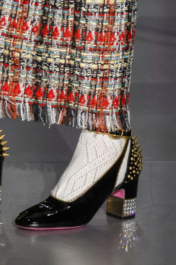 الازياء المشجرة بالوان مبهجة احدث موضة من دار غوتشي في شتاء 2018