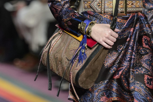 مجموعة متعددة الألوان منEtro  لخريف وشتاء 2017