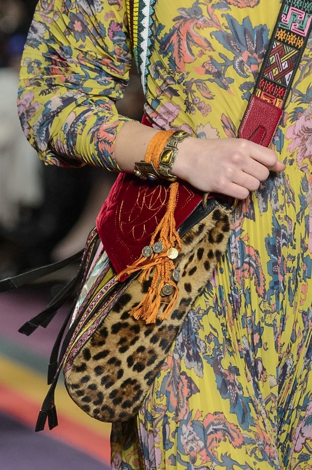 مجموعة متعددة الألوان منEtro  لخريف وشتاء 2017