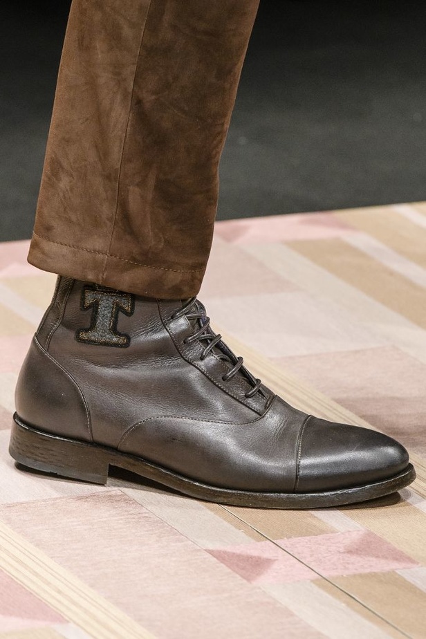 عرض أزياء Trussardi لخريف وشتاء ٢٠١٧!