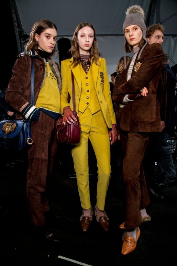 عرض أزياء Trussardi لخريف وشتاء ٢٠١٧!