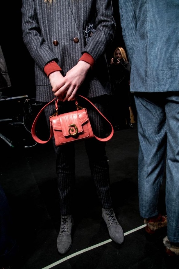 عرض أزياء Trussardi لخريف وشتاء ٢٠١٧!