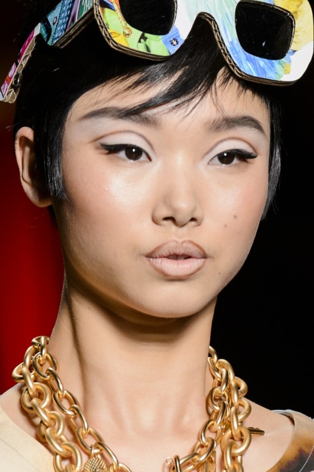 مجموعة "موسكينو" لموسم خريف وشتاء 2017-2018