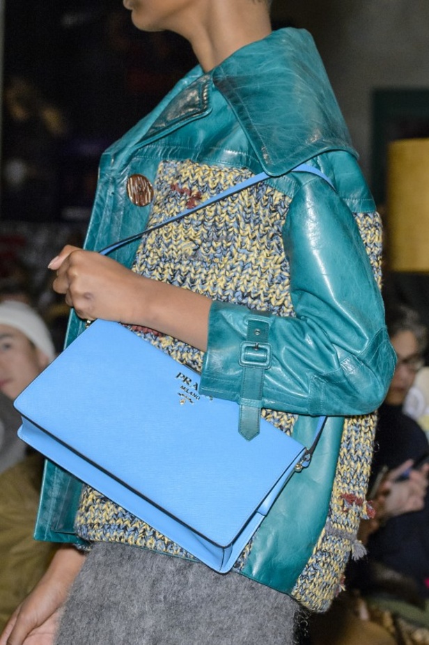 عرض أزياء Prada لخريف ٢٠١٧ !