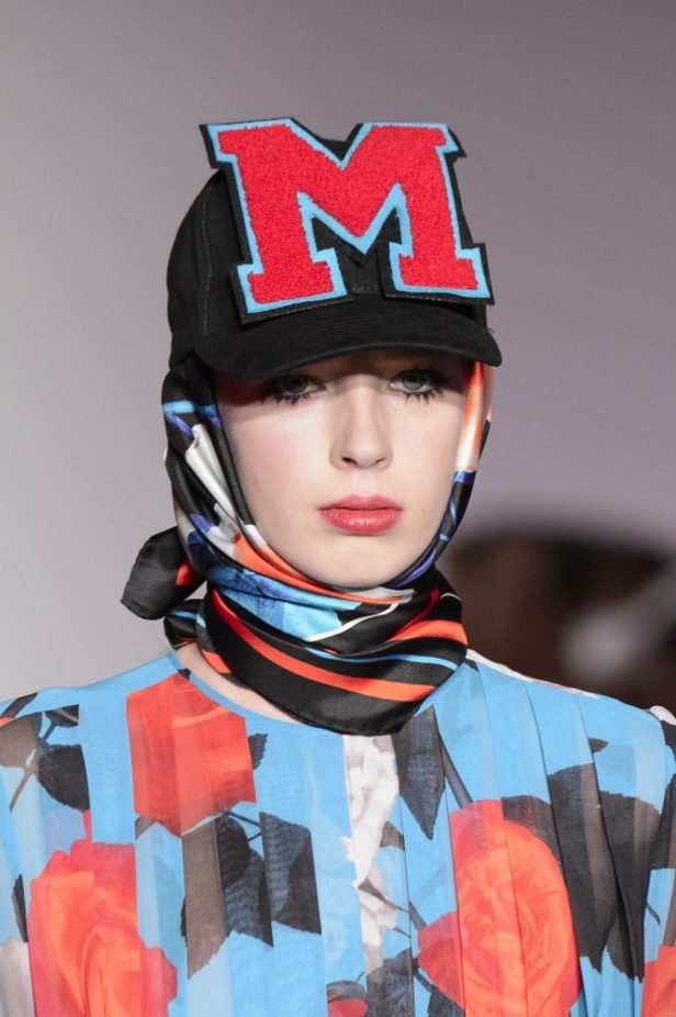 عرض أزياء Msgm لخريف وشتاء 2017