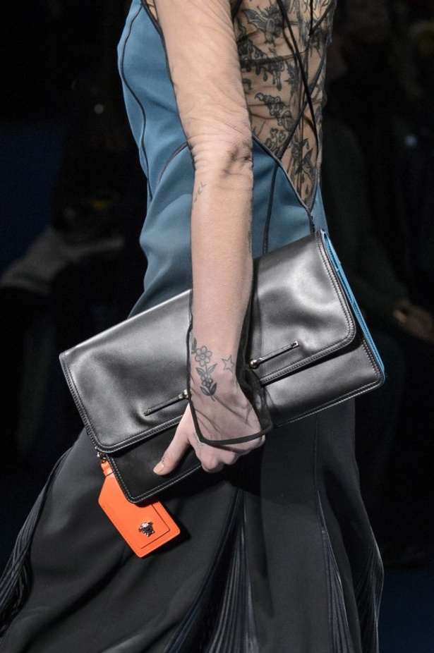 مجموعة "فيرساتشي" لموسم خريف وشتاء 2017-2018