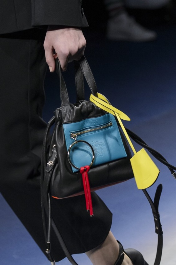 مجموعة "فيرساتشي" لموسم خريف وشتاء 2017-2018