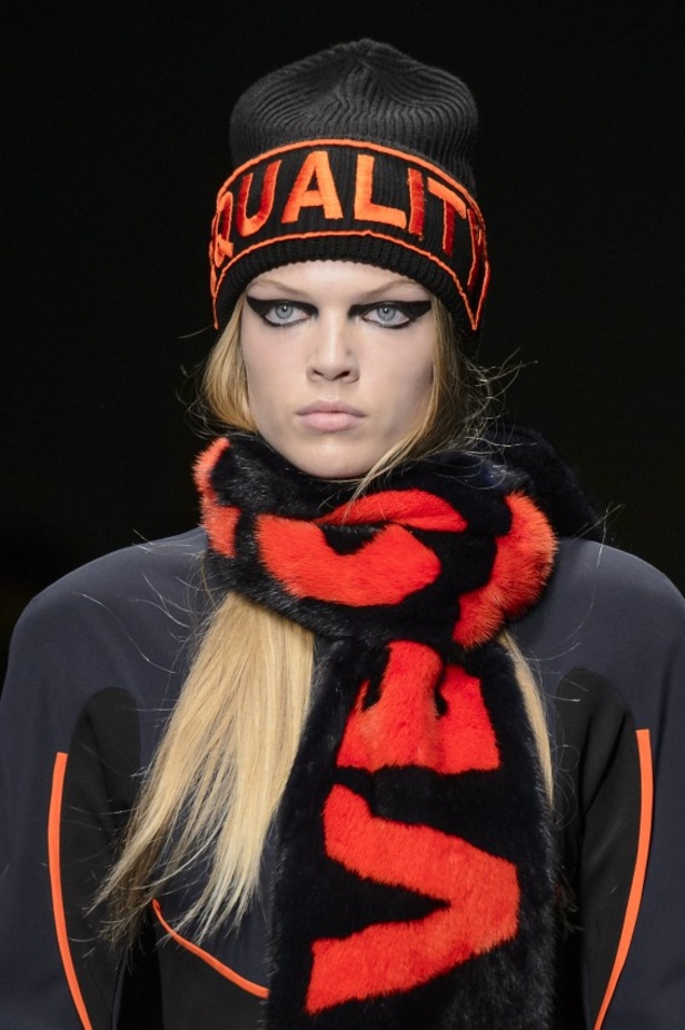 مجموعة "فيرساتشي" لموسم خريف وشتاء 2017-2018