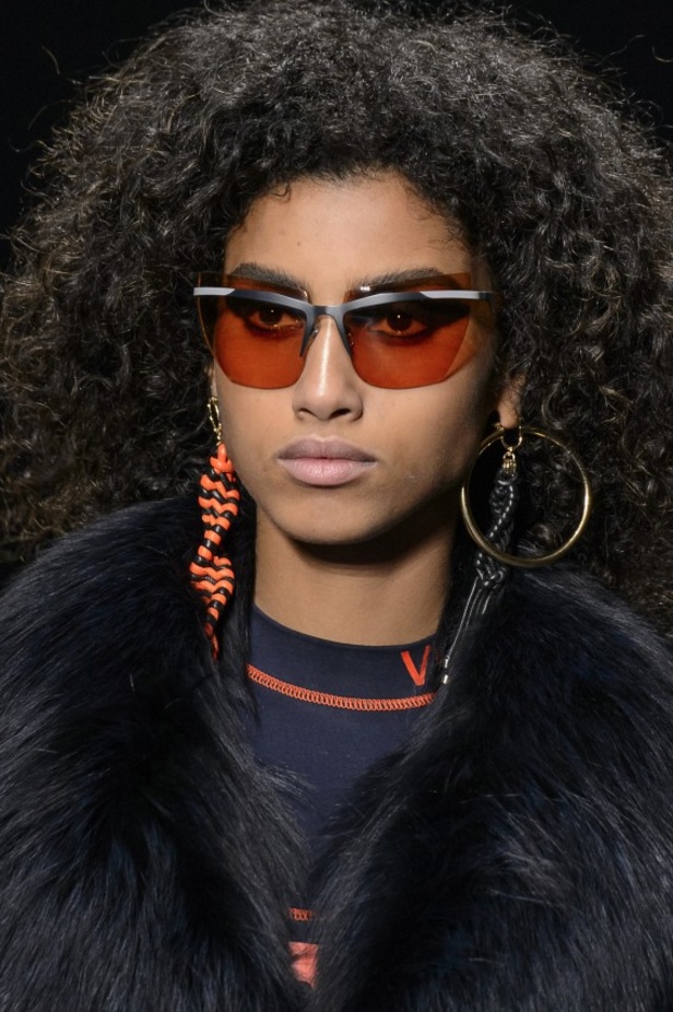 مجموعة "فيرساتشي" لموسم خريف وشتاء 2017-2018