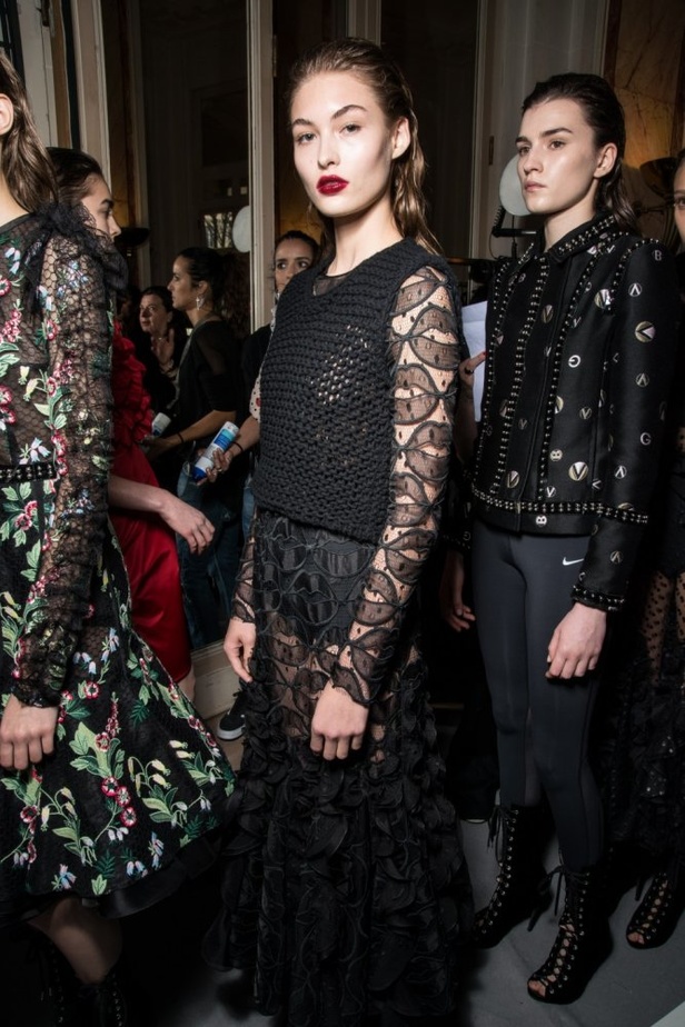 مجموعة جيامباتيستا فالي Giambattista Valli لخريف وشتاء 2017