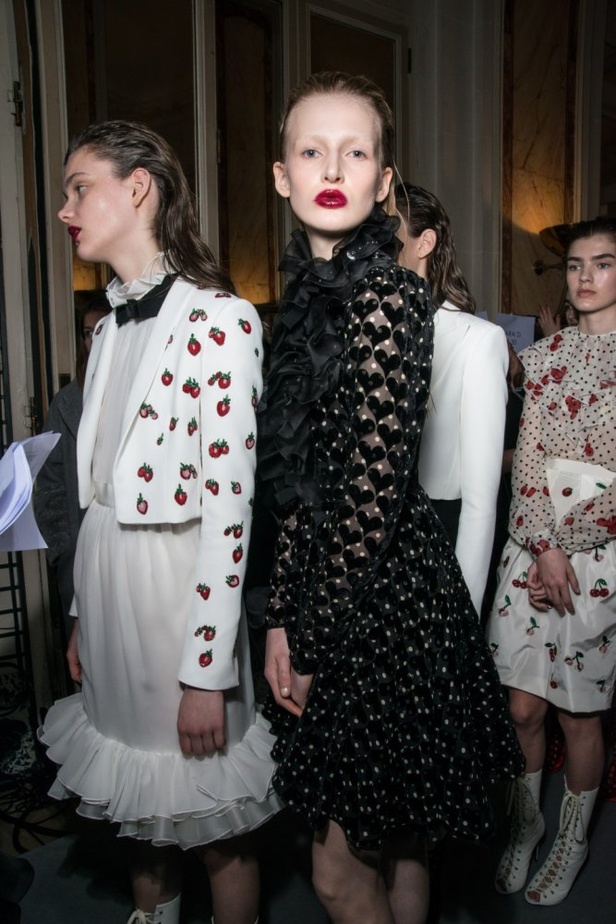 مجموعة جيامباتيستا فالي Giambattista Valli لخريف وشتاء 2017