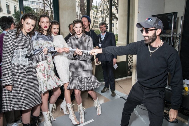 مجموعة جيامباتيستا فالي Giambattista Valli لخريف وشتاء 2017