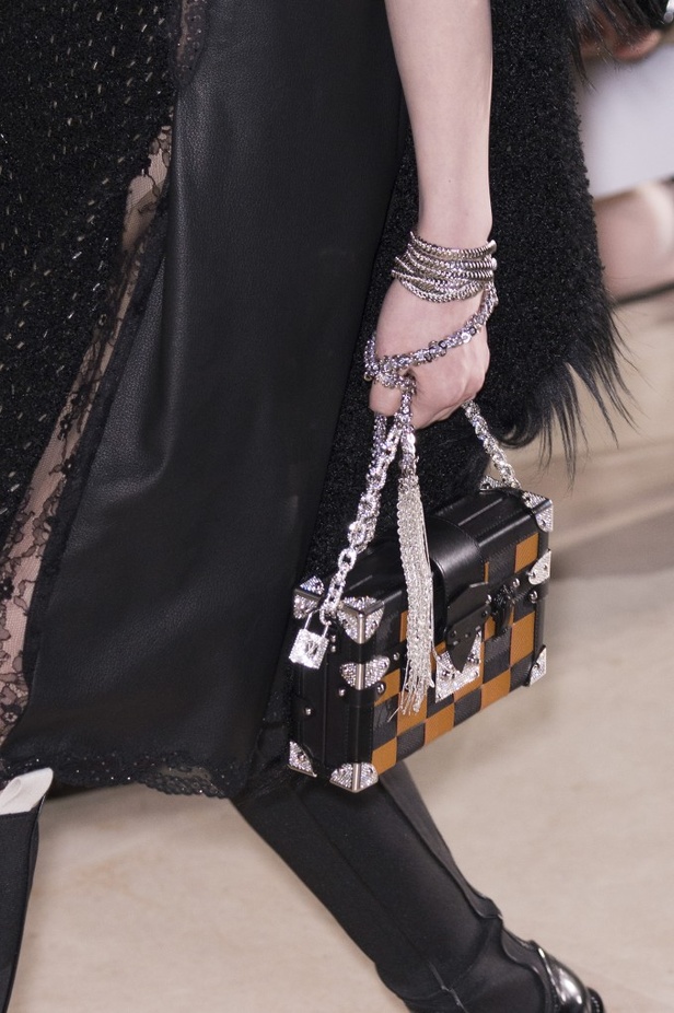 مجموعةلوي فيتون Louis Vuittonلخريف وشتاء 2017