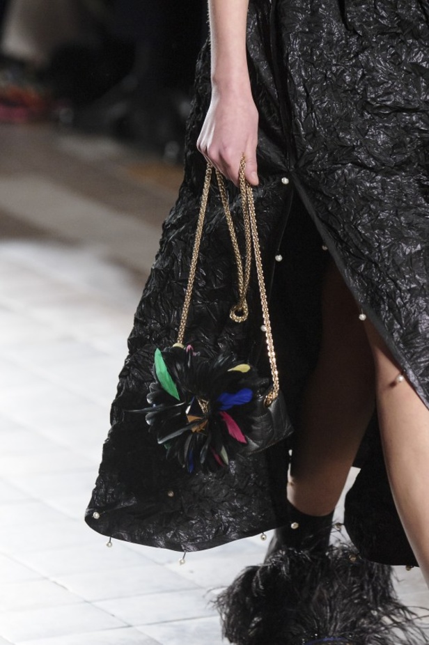 عرض أزياء سونيا ريكيل لموسم خريف وشتاء 2017