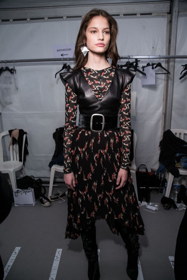 عرض أزياء إيزابيل ماران لخريف وشتاء 2017