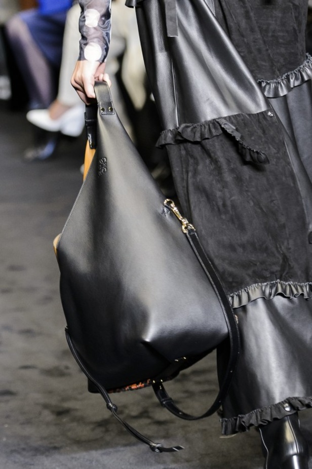 مجموعة لويفي Loewe لخريف وشتاء 2017