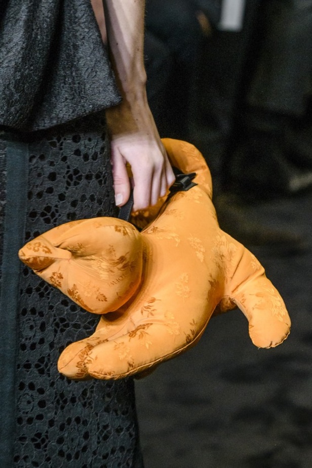 مجموعة لويفي Loewe لخريف وشتاء 2017