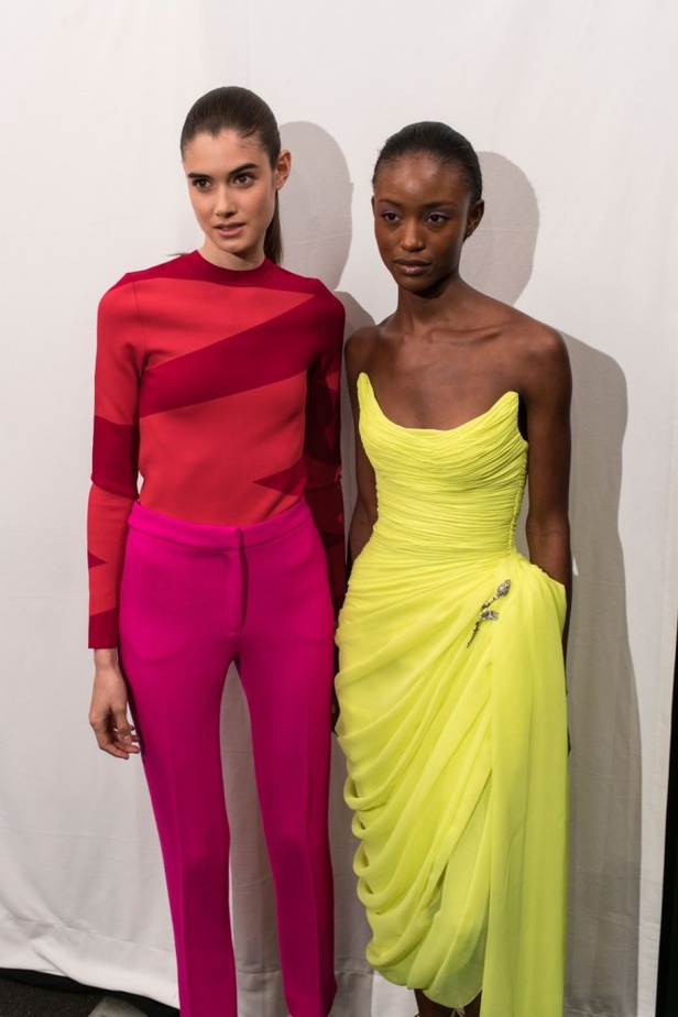 مجموعة اوسكار دي لارنتا لخريف 2017