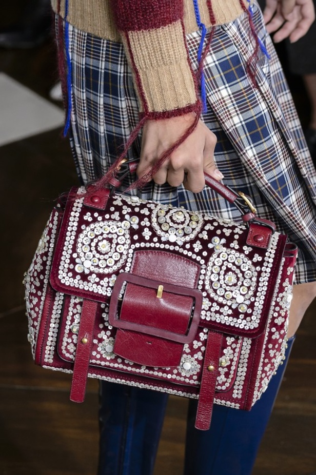 مجموعة توري بورش للألبسة الجاهزة لخريف و شتاء 2017