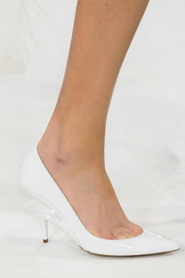 عرض أزياء ميزون مارجيلا لخريف وشتاء 2017-2018