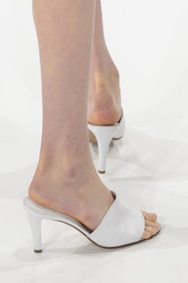 عرض أزياء ميزون مارجيلا لخريف وشتاء 2017-2018