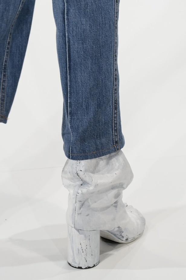 عرض أزياء ميزون مارجيلا لخريف وشتاء 2017-2018