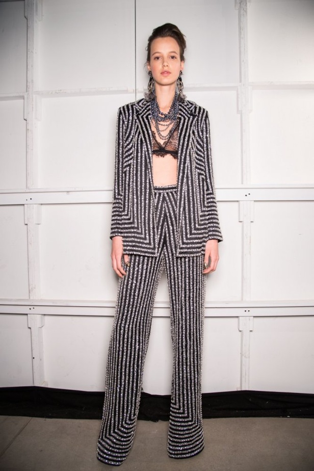 عرض أزياء نعيم خان لخريف وشتاء 2017