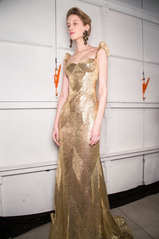 عرض أزياء نعيم خان لخريف وشتاء 2017