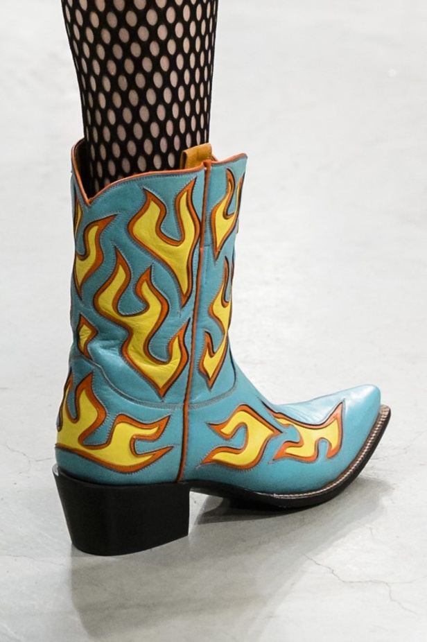 مجموعة هاوس أوف هولاند للألبسة الجاهزة لخريف و شتاء 2017