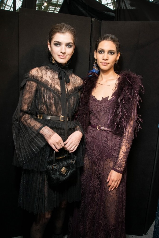 مجموعة إيلي صعب لخريف وشتاء 2017