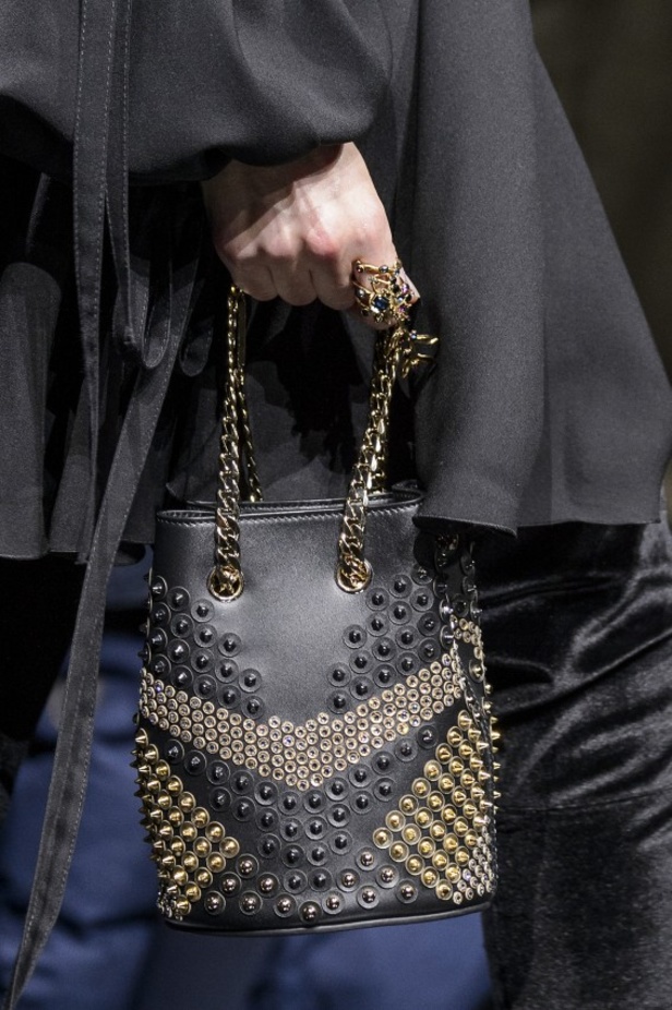 مجموعة إيلي صعب لخريف وشتاء 2017