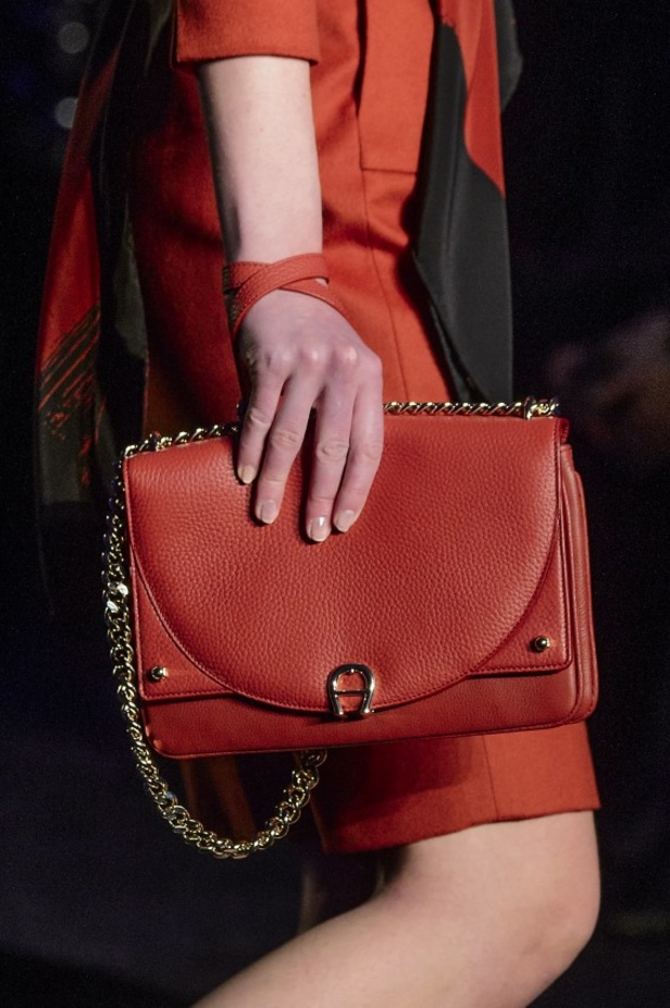 عرض أزياء Aigner لخريف وشتاء 2017