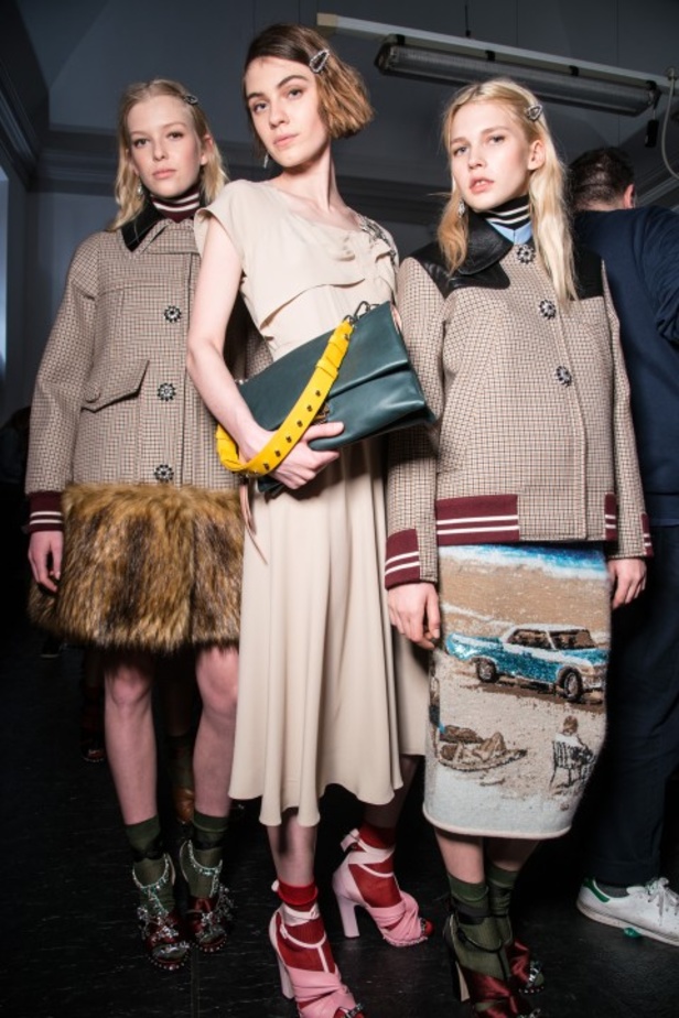 مجموعة دار N.21  لموسم خريف وشتاء 2017-2018