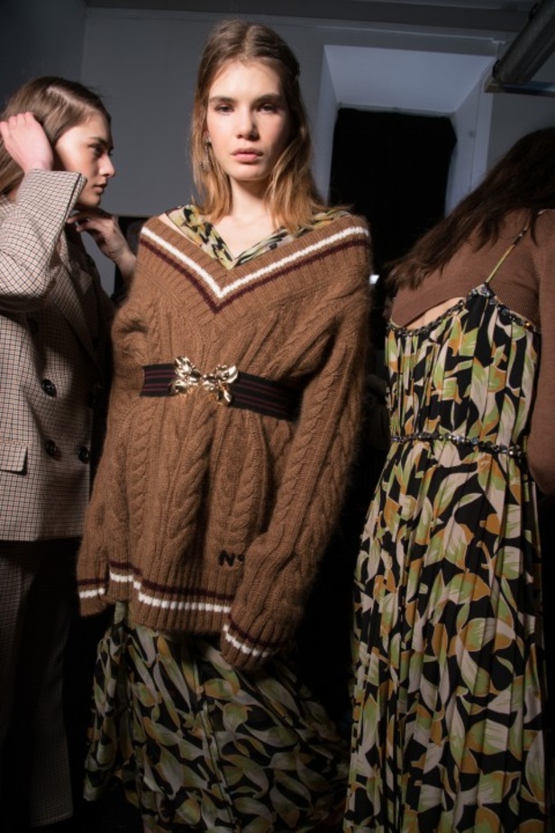 مجموعة دار N.21  لموسم خريف وشتاء 2017-2018