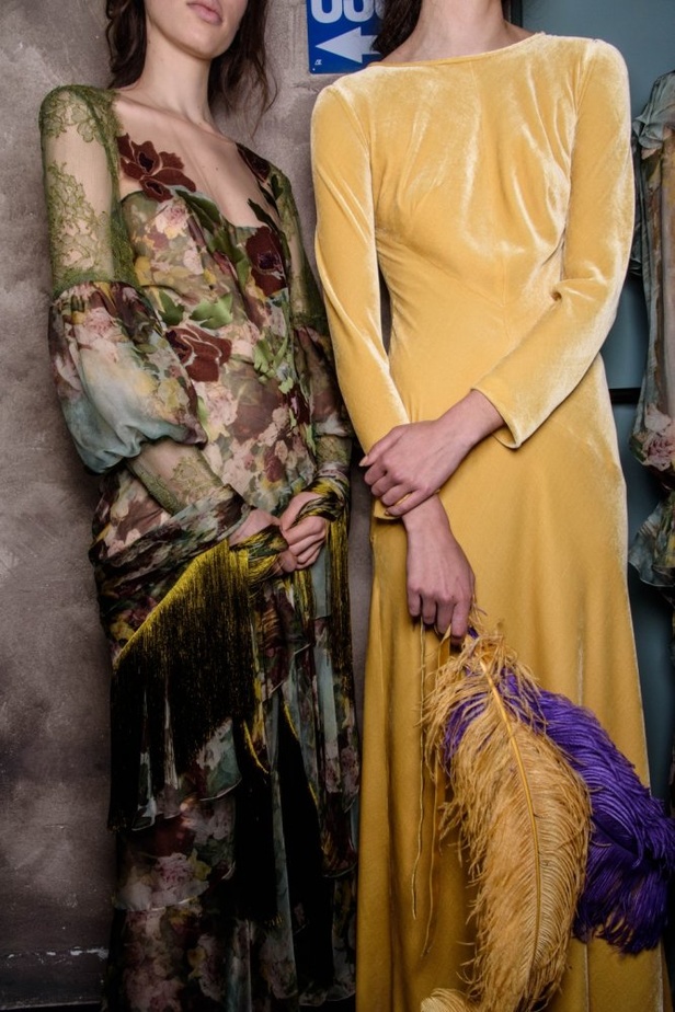  مجموعة Alberta Ferretti لخريف وشتاء 2017 !