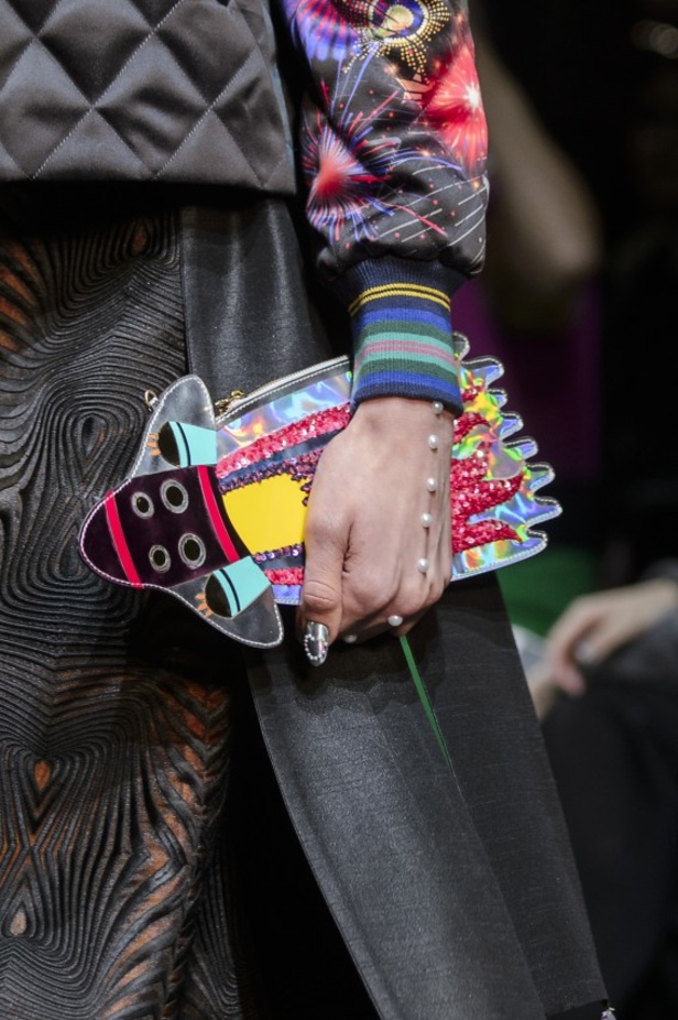 عرض أزياء Manish Arora لخريف وشتاء 2017