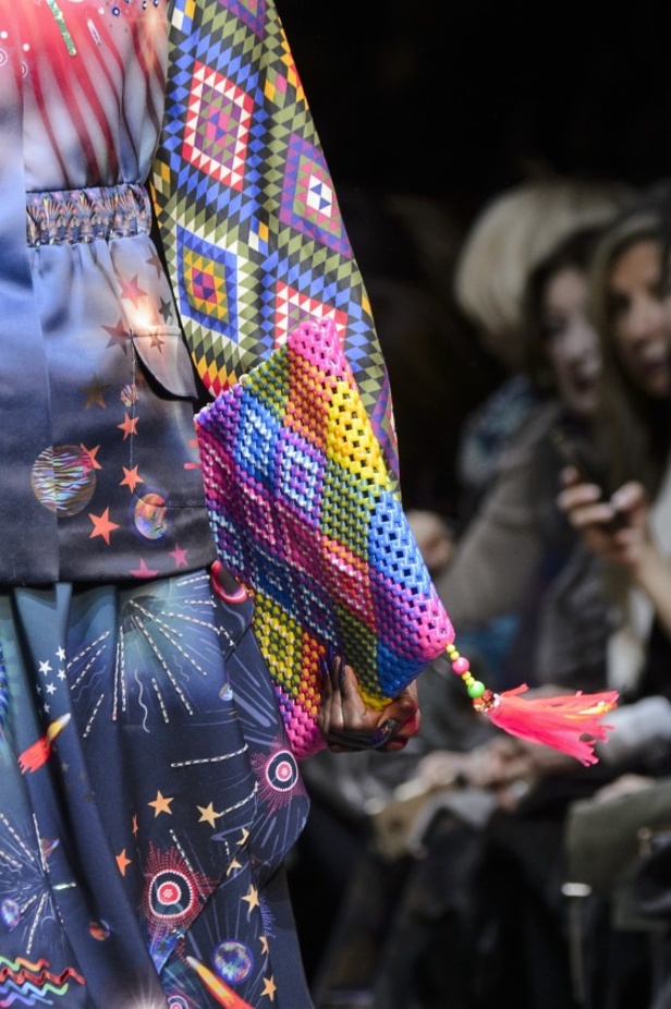 عرض أزياء Manish Arora لخريف وشتاء 2017