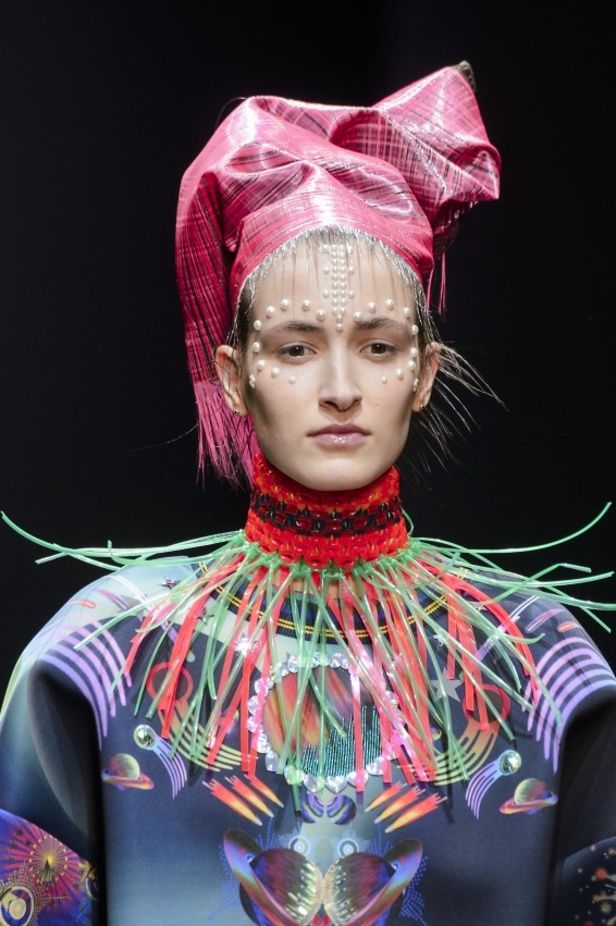 عرض أزياء Manish Arora لخريف وشتاء 2017