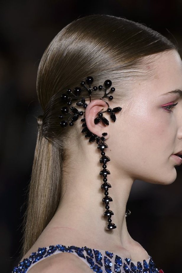 مجموعة جورج حبيقة للأزياء الفاخرة لربيع وصيف 2017  !